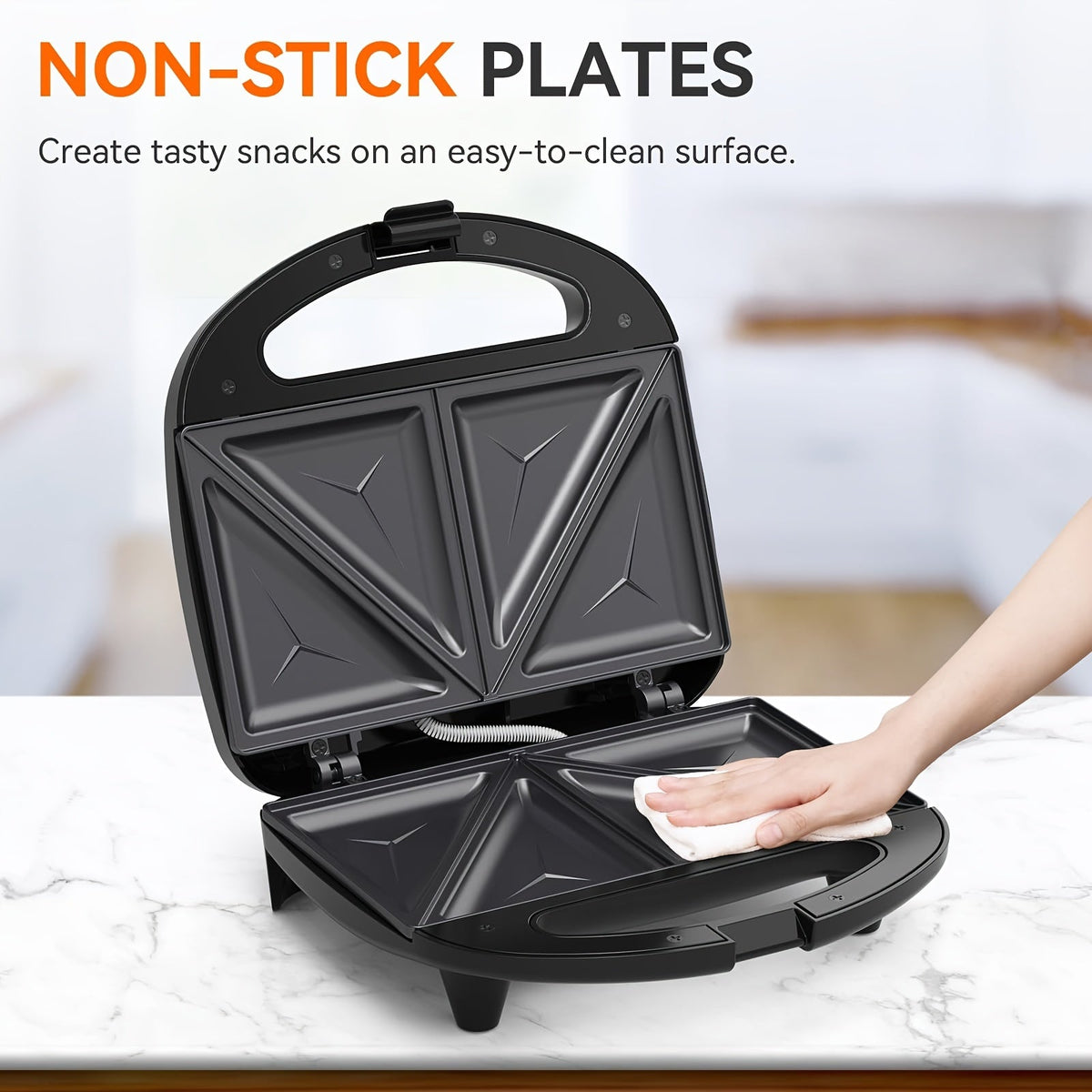Sandwich Maker with Triangle Plates